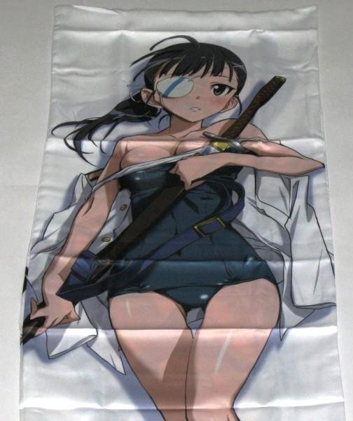 「ストライクウィッチーズ」抱き枕カバー/坂本美緒(スク水はだけ拍卖