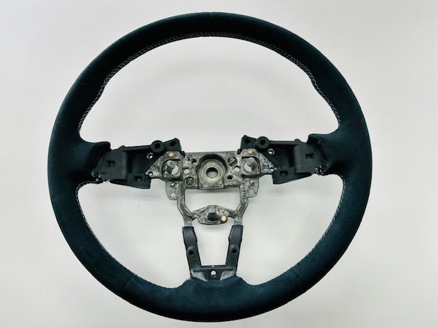 【在庫有即納可】マツダ ロードスター(ND)用 アルカンターラステアリング(シルバーステッチ) 新品拍卖