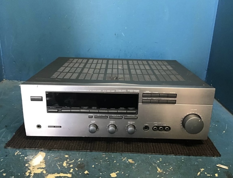 *★岐阜発 △YAMAHA NATURAL SOUND DIGITAL/AVアンプ/オーディオ機器△AVX-590/音出し確認/傷有り/凹み有り/現状品 R4.8/19★拍卖