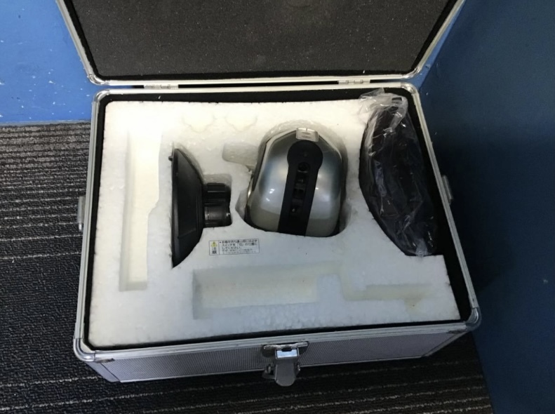 y★岐阜発 △MAX / レーザ墨出機 △ LA-201A / 測定器 / ライン / ハードケース / ゴーグル / 回転ベース / 工具 / 動作確認 / 中古品 4/5拍卖