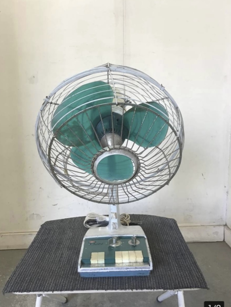 y★岐阜発 2.△SHARP/早川電機/扇風機△PT-436/30cm/3枚羽/アンティーク/昭和レトロ/動作確認/割れあり/傷汚れ有り/中古品 11/26★拍卖