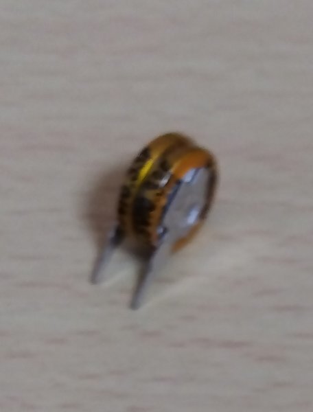 中国製スーパーキャパシタ(電気二重層コンデンサ)5.5V Vタイプ 0.33F 10個拍卖