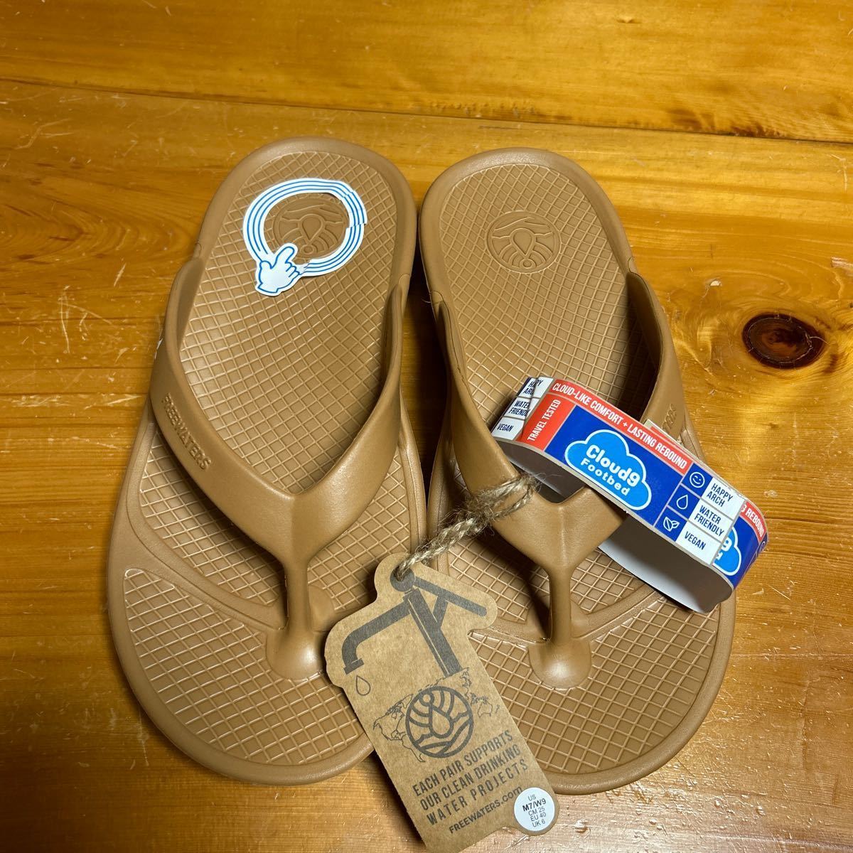 アックスクラッシック サンダル フリーウォーターズ Axxe Classic FREEWATERS SANDAL ビーチサンダル25cm キャメル 新品 送料無料拍卖
