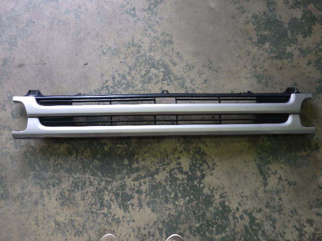 # 81213-63-170-10 ★ 日野 プロフィア ラジエターグリル グリル KL-FR1KZHG拍卖