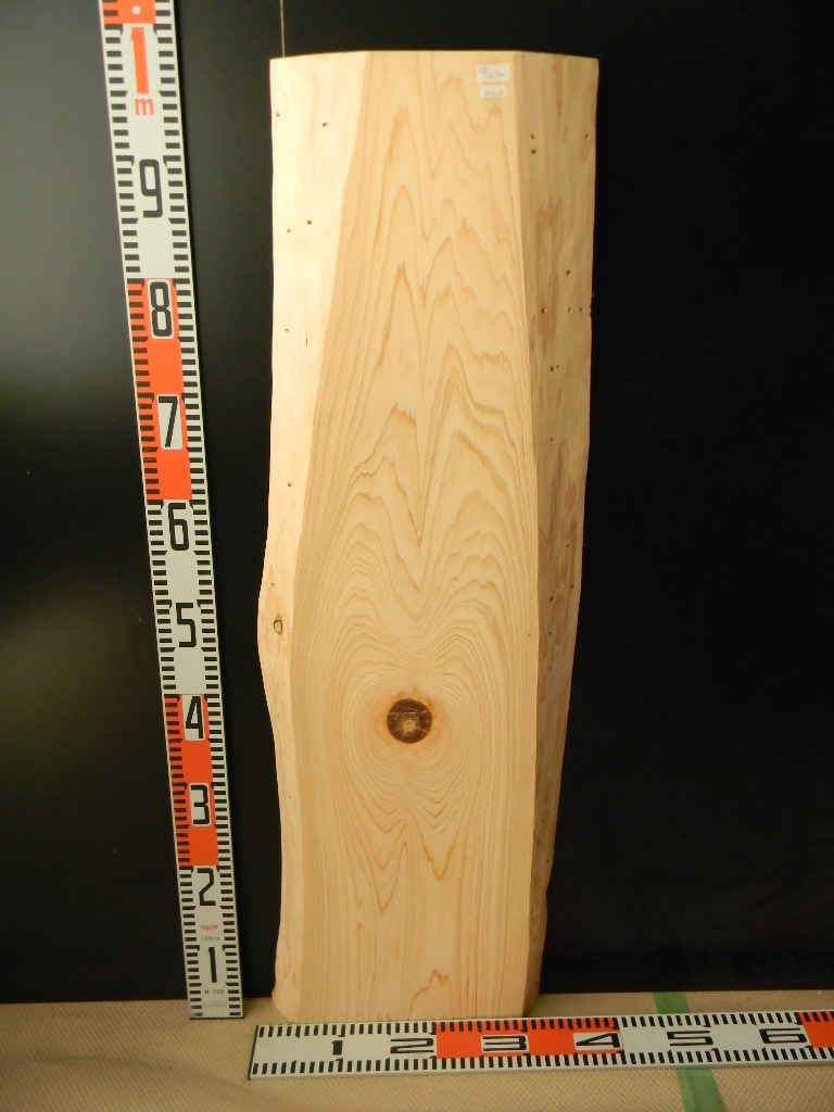 e3112126●96.7cm×26.4cm~31.5cm×3.5cm 檜☆無垢板1枚板 木材 板 DIY 板材 天板 棚板 テーブル 看板 花台など種類豊富!拍卖
