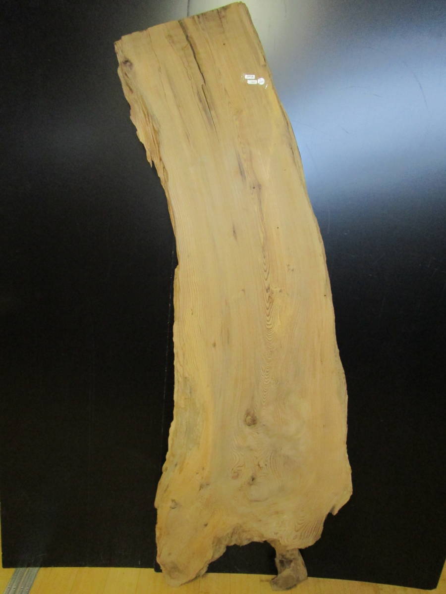 e8120606 神代杉●約1m60㎝×30cm~57cm×厚3.7cm☆無垢板1枚板 木材 板 DIY 板材 天板 棚板 テーブル 看板 花台など種類豊富!拍卖