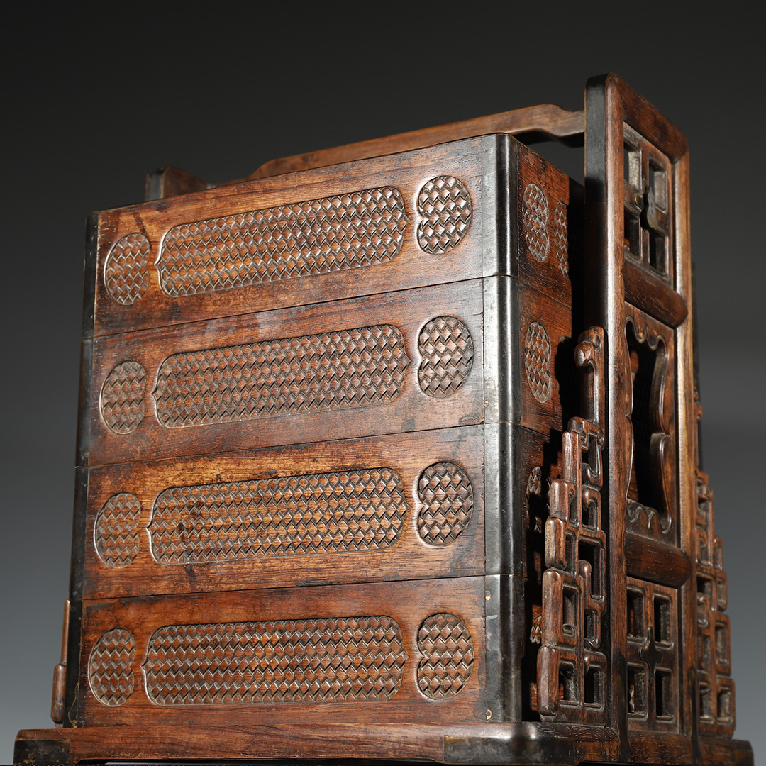 古珍木 中国・清時代 黄花梨製四層提梁箱 文房置物 逸品 木器 古美術 古賞物 唐物 時代物 高さ36cm LT-12202拍卖