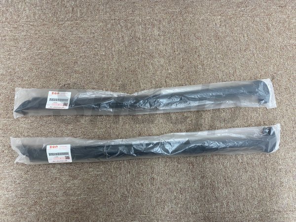 【新品未使用】スズキ 純正 EA11R EA21R カプチーノ ルーフサイド ウェザーストリップ ウェザストリップ ルーフ サイド 左右セット SUZUKI拍卖