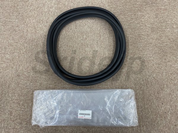 【未使用】トヨタ 17系 クラウン 純正 トランク ウェザーストリップ ウェザストリップ ゴム モール GS171,JKS175,JZS17#,UZS17# 17クラウン拍卖