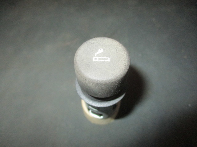 ■ポルシェ 944 シガーライター 中古 94465230700 部品取あり 951 S2 ターボ 968 924 灰皿 ソケット ■拍卖