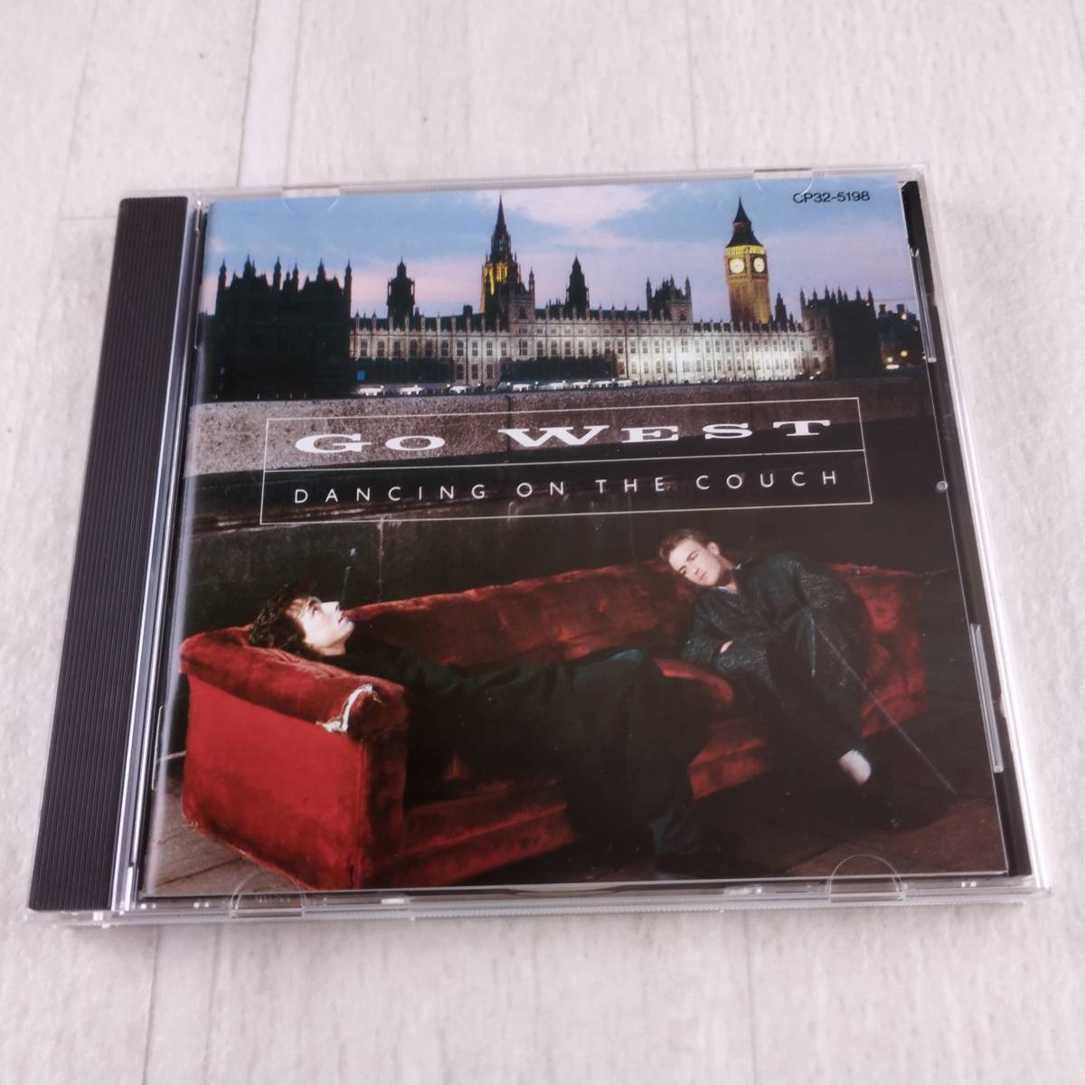 1MC7 CD ゴー・ウエスト ダンシング・オン・ザ・カウチ拍卖