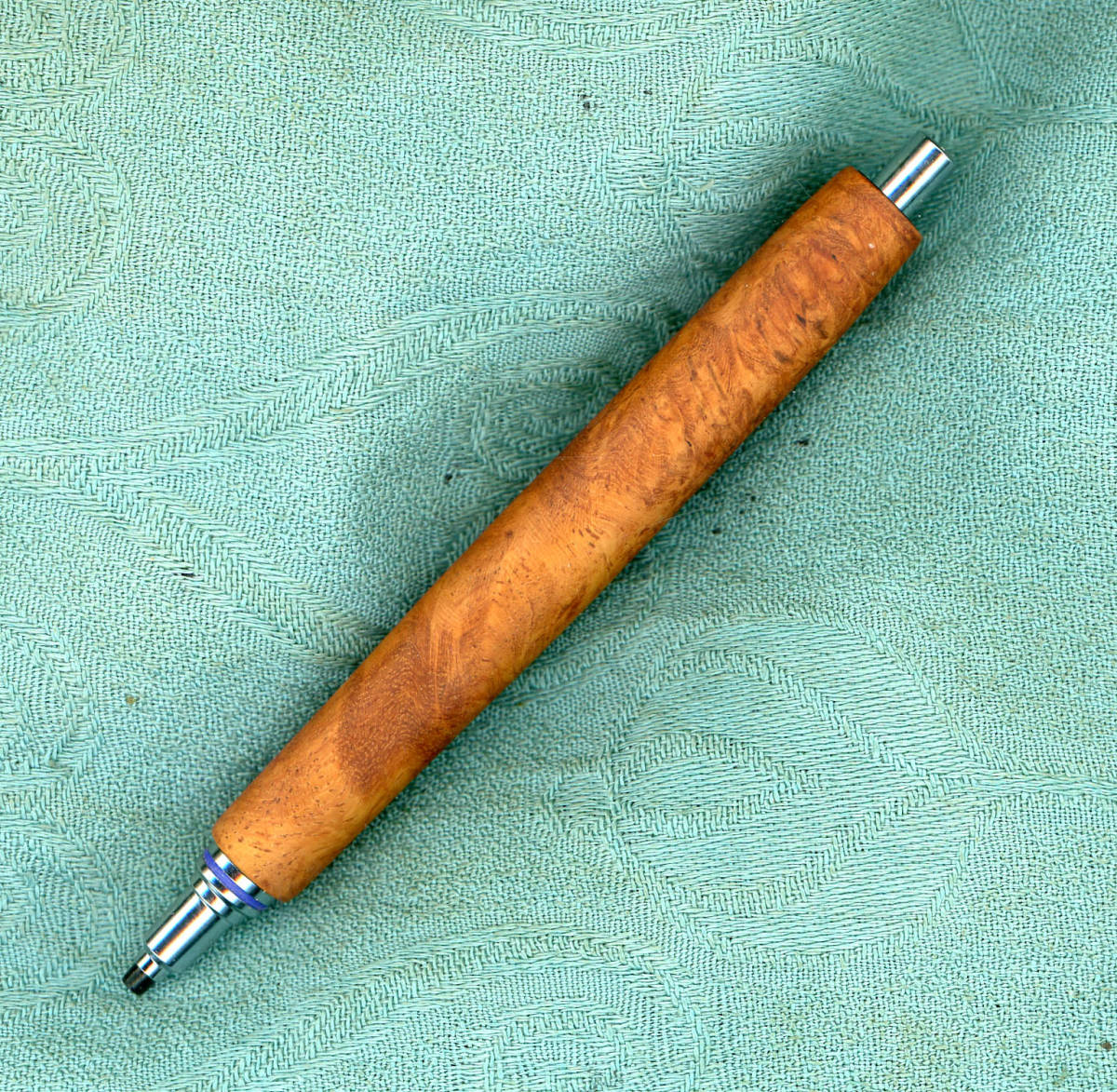 三菱鉛筆 クルトガ アドバンス、貴重な花梨瘤軸、0.5mm芯★KU131拍卖