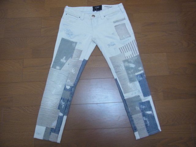 ARMANI JEANS アルマーニジーンズ ホワイト ダメージ加工 EU 27 USA 27 USED拍卖