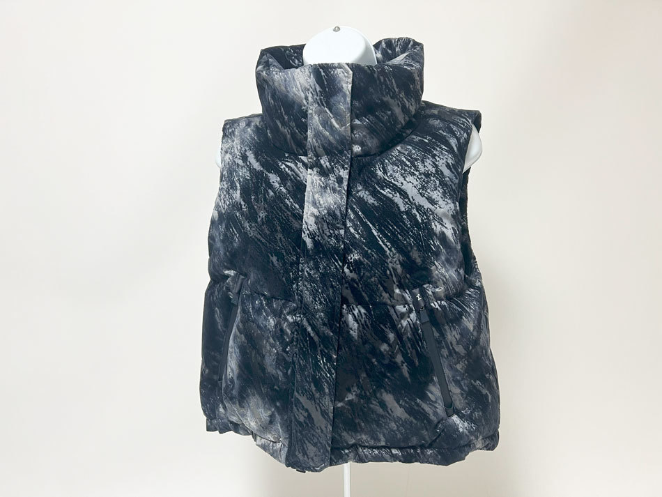 HERNO ヘルノ レディース ダウンベスト LAMINAR SNOW STORM サイズ:40 PI00330DL 12806 9394 美品拍卖