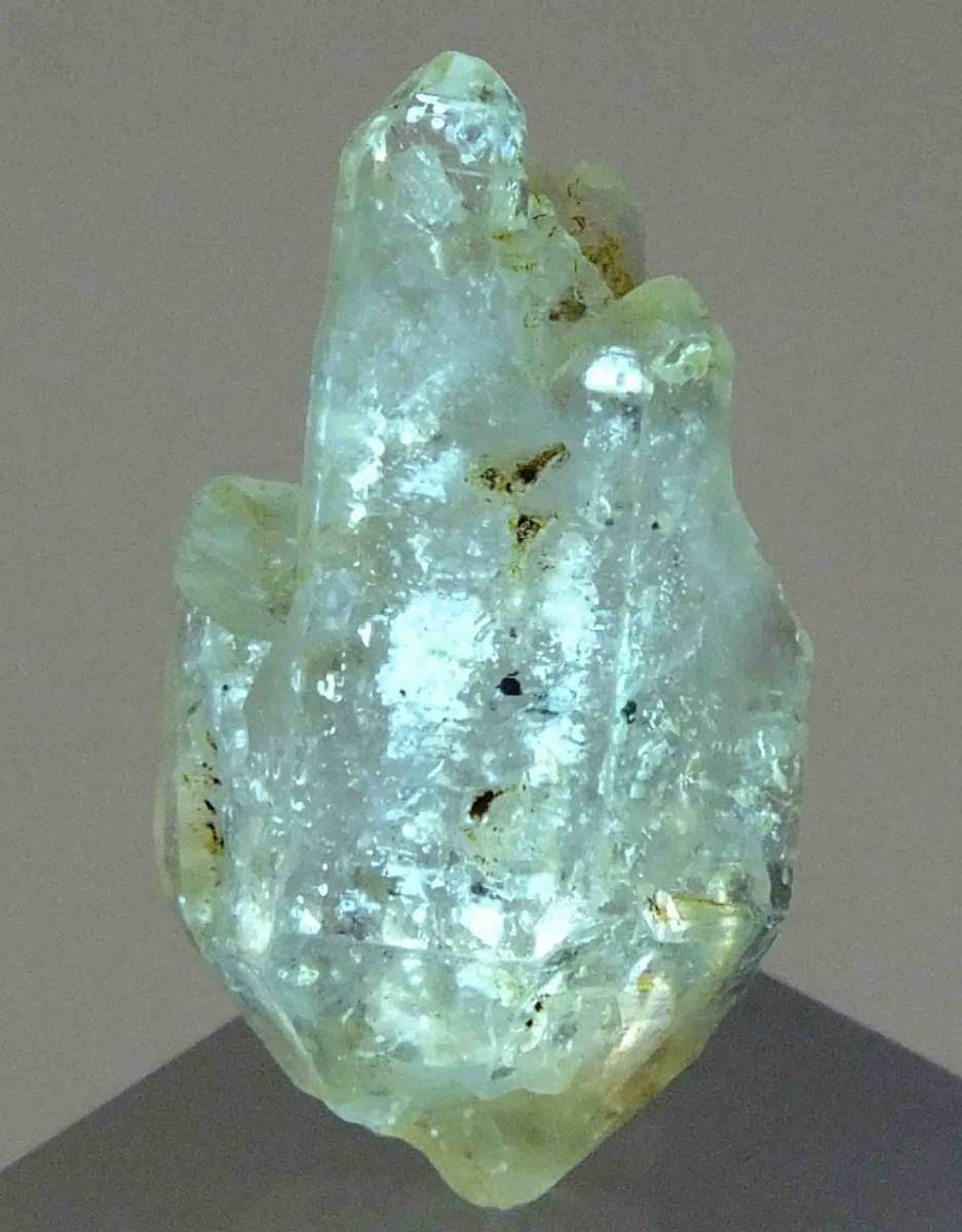 ☆☆ オイル入り水晶 (蛍光) <マダガスカル> 44 ☆☆拍卖