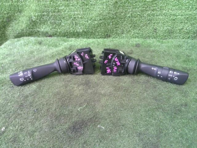 タント 6BA-LA650S ディマースイッチ カスタムX KF-VE W25 84140-B2230拍卖