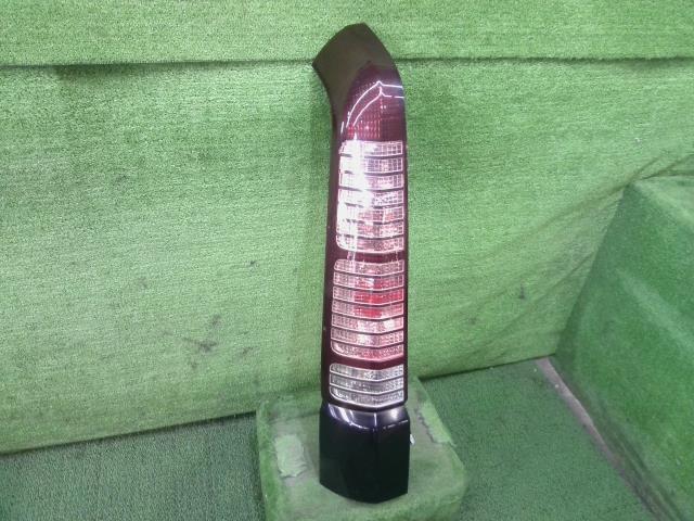 ステップワゴン UA-RF3 RF4 RF3 左 テール ランプ ライト G K20A B92P 33551-S7S-901拍卖