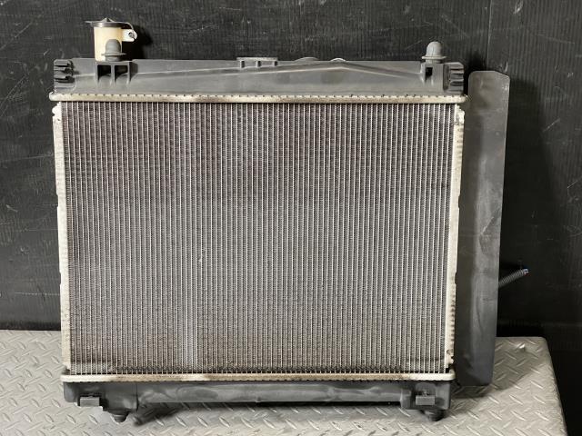 スペイド NCP141 ラジエター ラジエータ 16400-21270拍卖