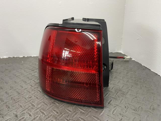 プレーリーリバティ RM12 左 テール ランプ ライト 26555-WF128拍卖