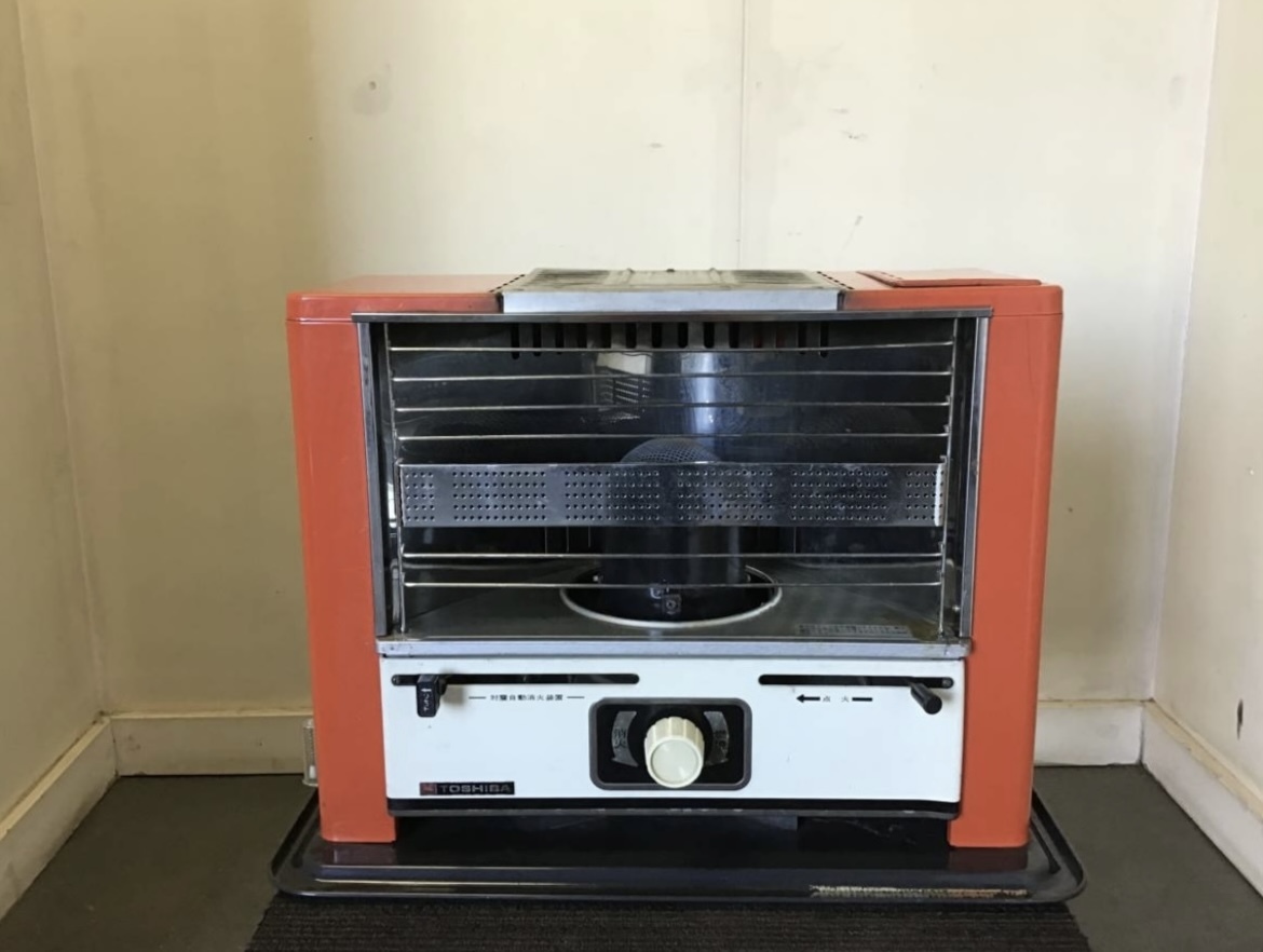 y◆昭和レトロ 東芝 KSR-20HD 石油ストーブ 難あり 岐阜発 10/14拍卖