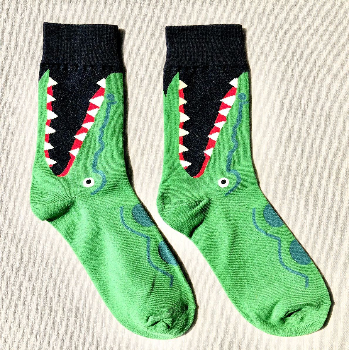 新品 デザイン ソックス かわいい ワニ 鰐 靴下 綿おしゃれ スポーツソックス 個性的な靴下 防臭 綿 精巧で高品質な商品拍卖