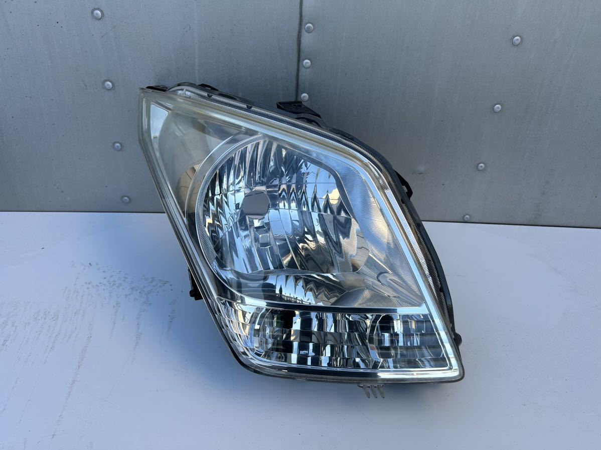 2032:ワゴンR MH23S 右ヘッドライト KOITO 100-59192拍卖