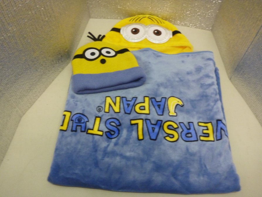 ■大阪 堺市 引き取り歓迎!■美品■USJ ミニオン フード付き ポンチョ ブランケット+ニット帽 計2点セット ユニバーサルスタジオジャパン拍卖