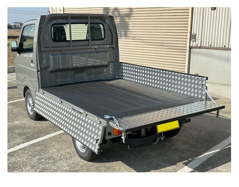 ■軽トラック スクラムトラック DG16T【アッパーメンバーガード付車両】(チェーン付用) 荷台ゲートインナーパネル アルミ縞板 3点SET拍卖