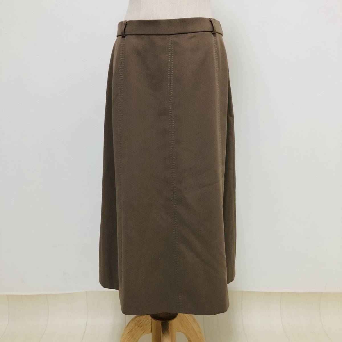k2671 美品 DONEK スカート ミディ丈 裏地 ベージュ 無地 レディース シンプル ナチュラル 万能 上品 ベーシックカジュアルスタイル 拍卖