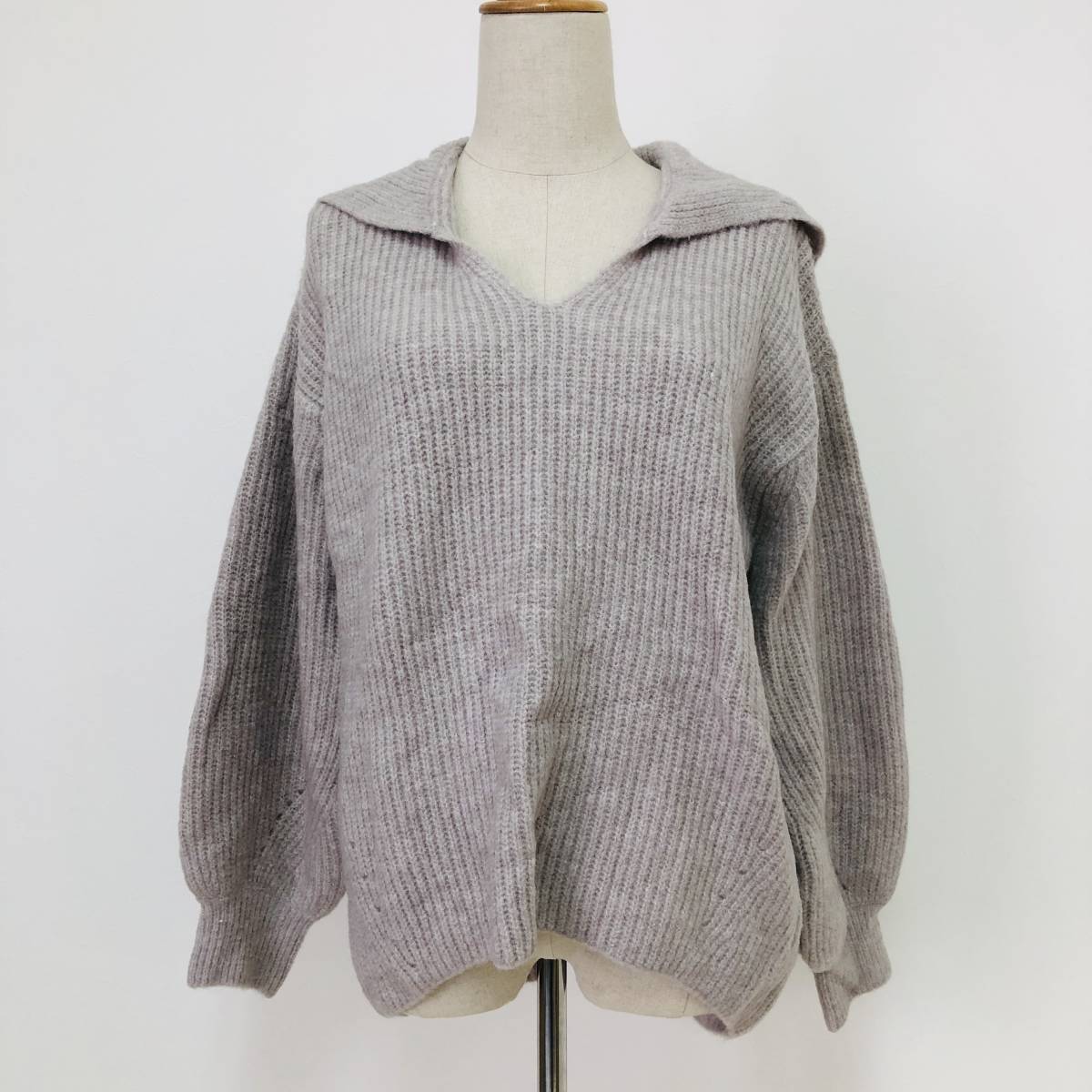 k3054 美品 earth レディース 長袖 ニット F ライトグレー 袖リブ デザイン襟 ナチュラル 上品 ゆったり 人気 エレガントガーリーチック 拍卖