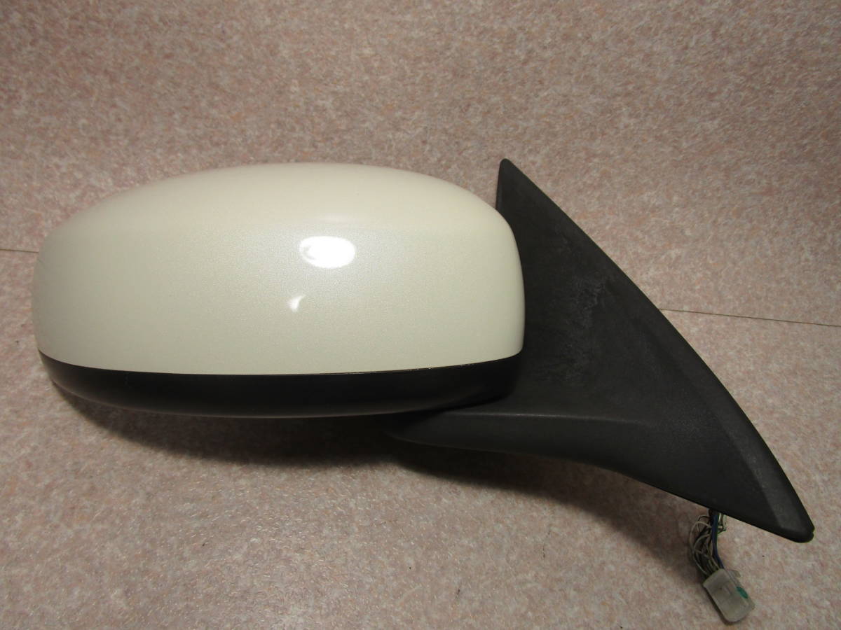 ブルーバードシルフィ KG11 ドアミラー 右 電格 ヒーター付き QX1 ホワイトパール拍卖