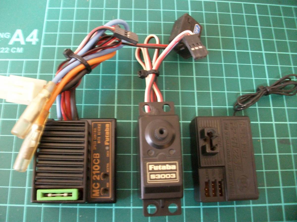 【激安目玉商品】双葉 アンプ(MC210CB)サーボセット クリスタル無 簡易通電動作確認済 一応ジャンク扱 レターパック送料一律!!拍卖