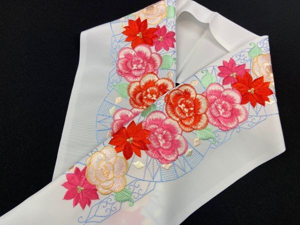 ▼三作▼送料無料 新品税込 礼装用 豪華 刺繍半衿 シルエリー 日本製 D304拍卖