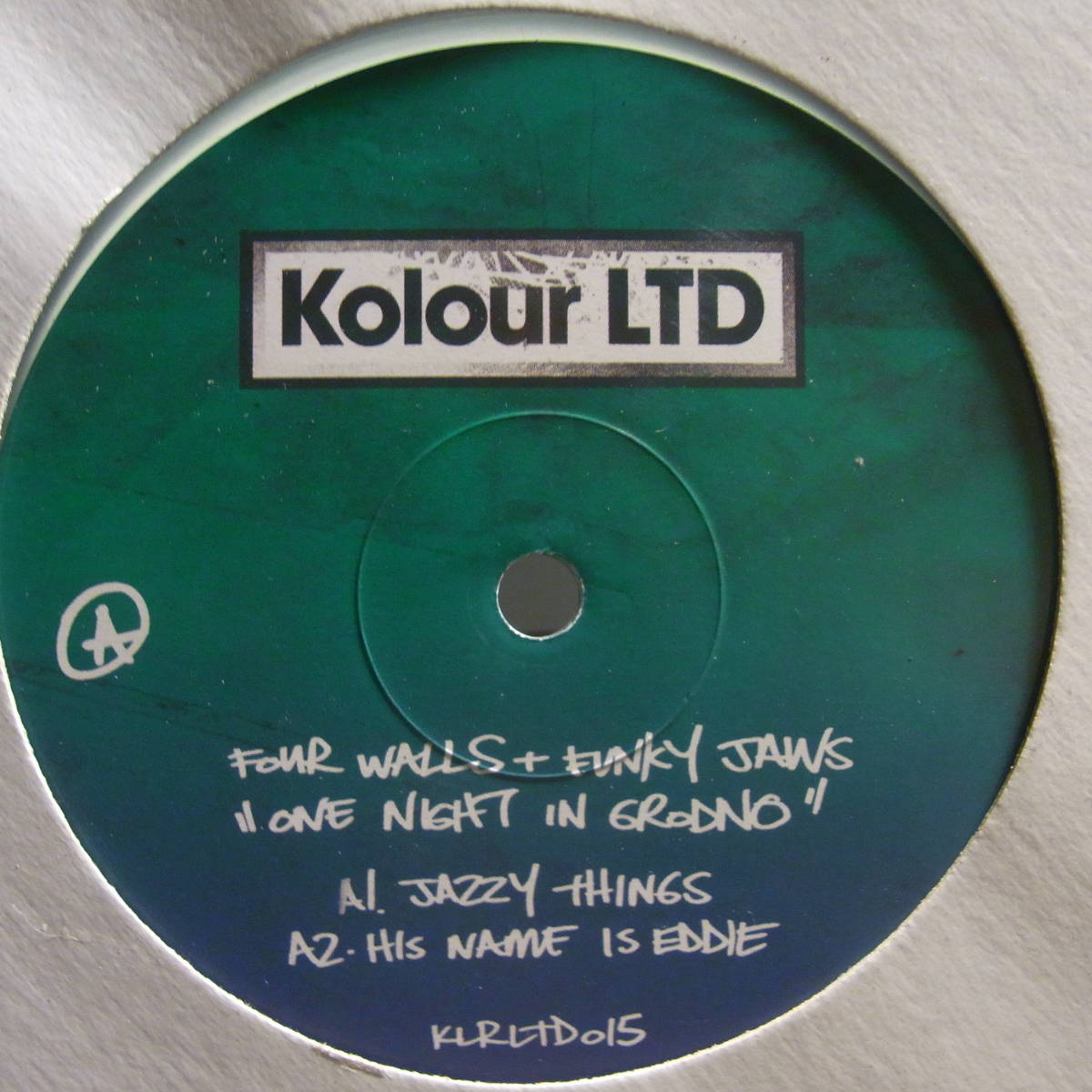 Four Walls + Funkyjaws - One Night In Grodno拍卖