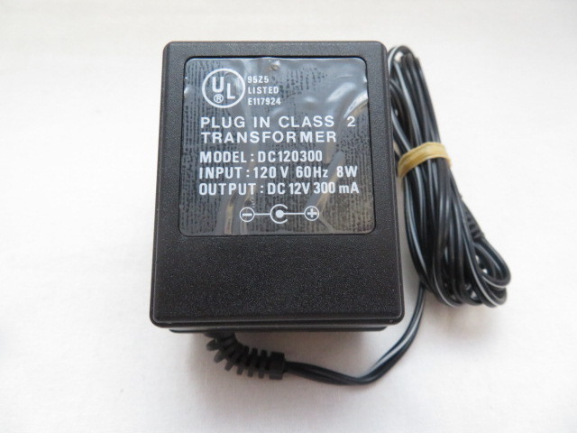AD33547★メーカー不明★ACアダプター★DC12300★保証付!即決!拍卖