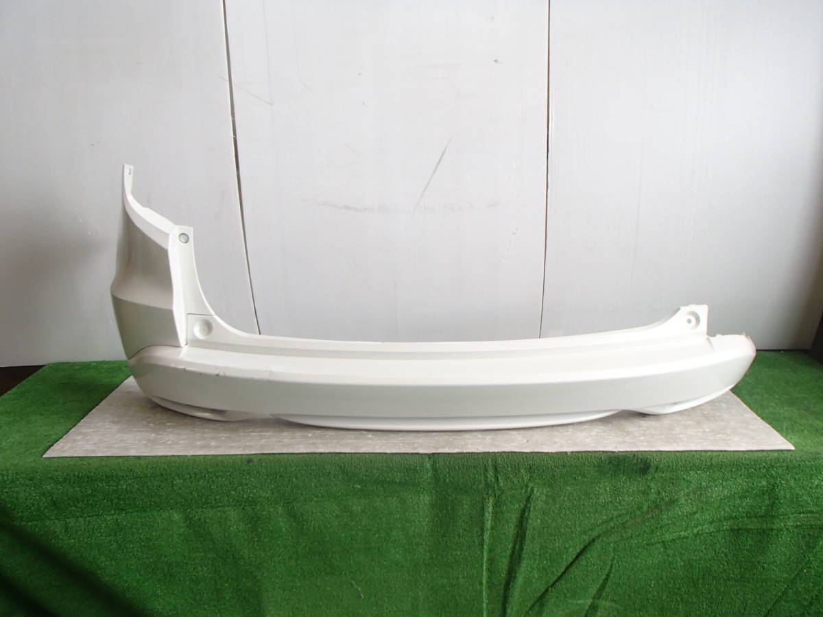 RU1/RU2/RU3/RU4 前期 後期 ヴェゼル ハイブリッド HV リアバンパー NH788P ホワイトオーキッドパール 71501-T7A-ZZ00【24-117】拍卖