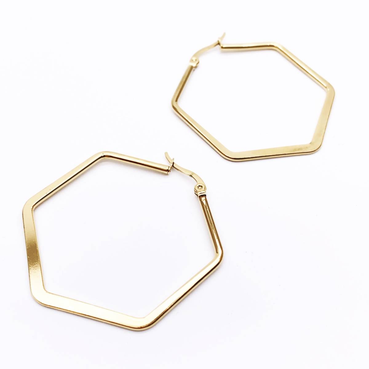 ステンレス製 フープピアス 六角形 ゴールドカラー拍卖