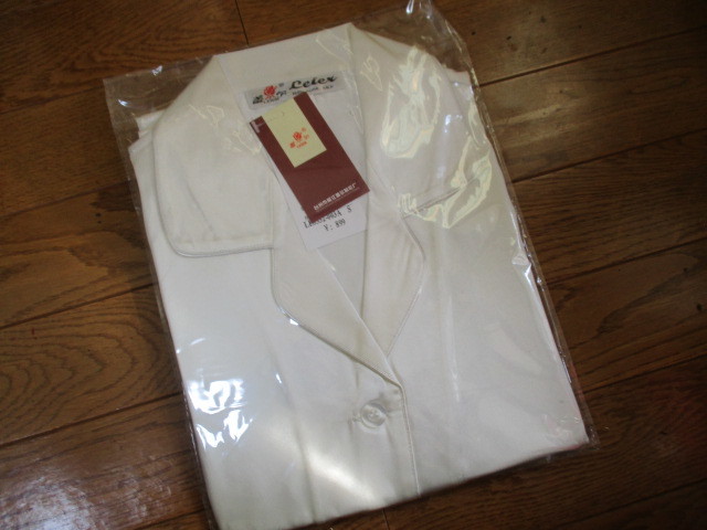 未使用 サテンシルク100% 女性用つぼみパジャマ 白 S 148-153cm拍卖