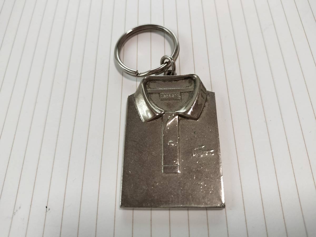 LACOSTE ラコステ ヴィンテージ品 ポロシャツ型 キーホルダー FRANCE フランス サン トゥアン蚤の市 世界最大級のアンティーク マーケット拍卖