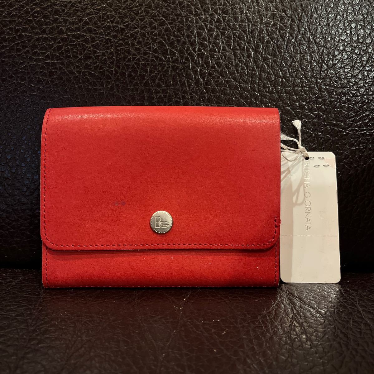 【新品同様】BUONA GIORNATA ボナジョルナータ 二つ折り財布 レザー レッド 牛革 赤 小銭入れ拍卖