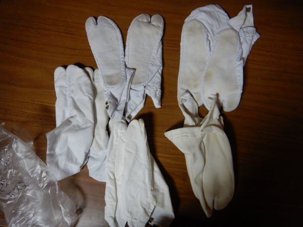 足袋 22.0-23.5CM 五双まとめて 22X1,23X2,23.5X1,未記載X1 使用していたもの ヤケシミあり たび 靴下拍卖