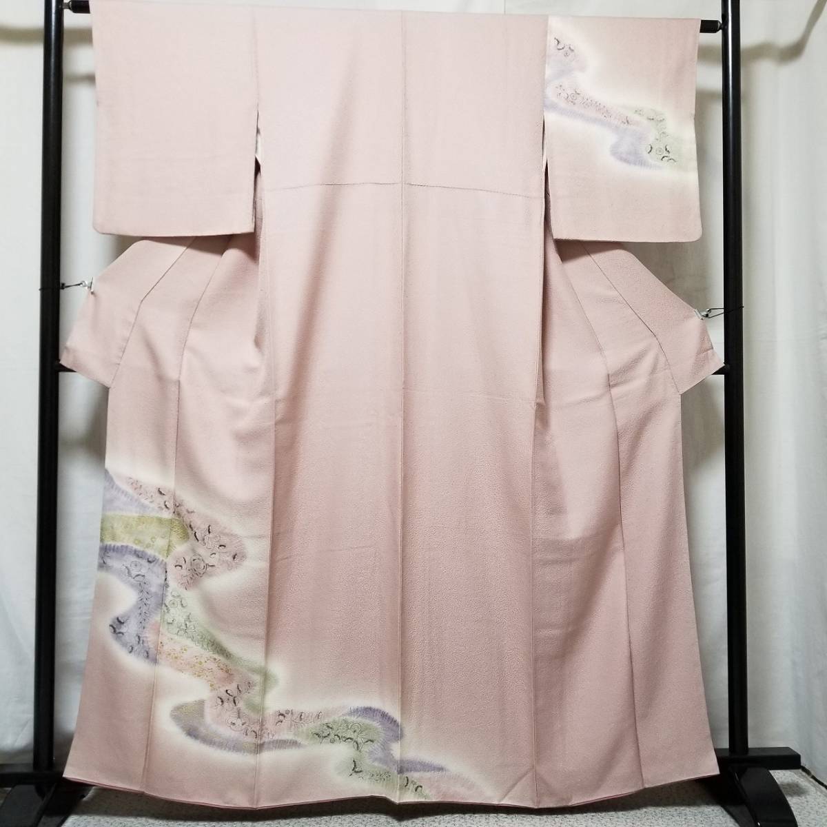 【桐徳】付下げ☆送料無料*流水文の中に辻が花*期間限定20%OFf{正絹*袷.付下げ}身丈165-裄63*退紅色地*流水文様の中に辻が花模様*№6321拍卖