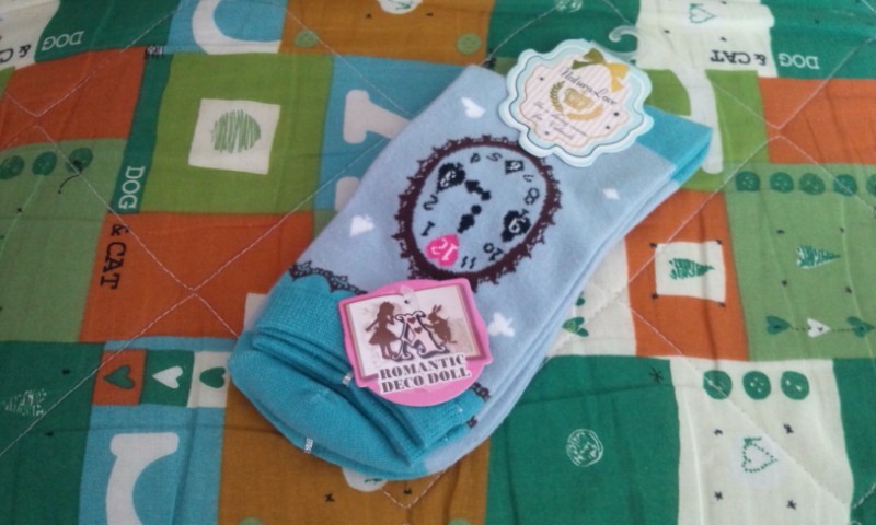 〇【新品・未使用】natura love ROMANTIC DECO DOLL 不思議の国のアリスモチーフ ハイソックス 23cm~25cm ①拍卖