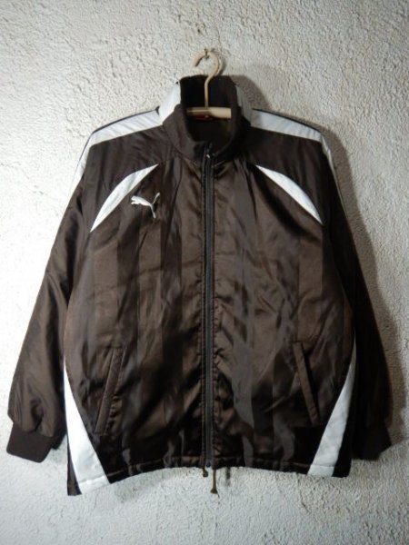 n8691 PUMA プーマ あたたか ジップ 中綿 ジャケット ウィンドブレーカー フード収納 デザイン 人気拍卖