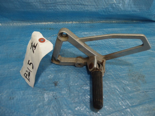 ホンダ NS-1-2 ステップ左 1台分解体部品多数出品☆彡拍卖