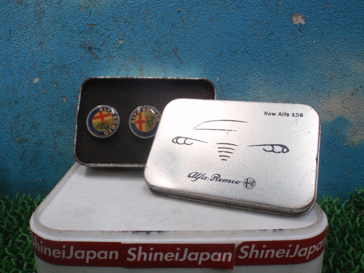 932A アルファロメオ 156 についていた 純正 ナンバープレートマーク 23737JJ拍卖