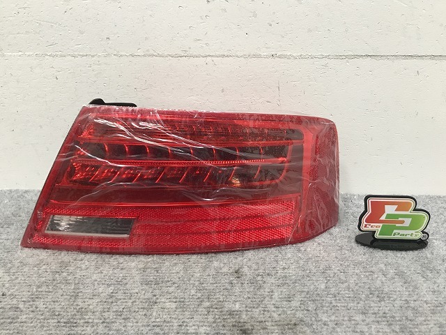 新品!A5(B8) 8T系 純正 後期 右 テールランプ/ライト/レンズ LED AL Automotive Lighting 8T0 945 096H 8T0945096H アウディ(134044)拍卖