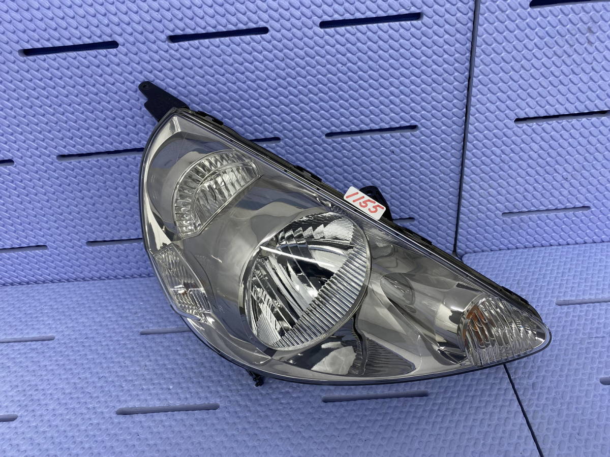 1155 * レンズ表面傷もなく非常に綺麗な状態 * GD1 GD2 GD3 GD4 ヘッドライト 右 P1680拍卖