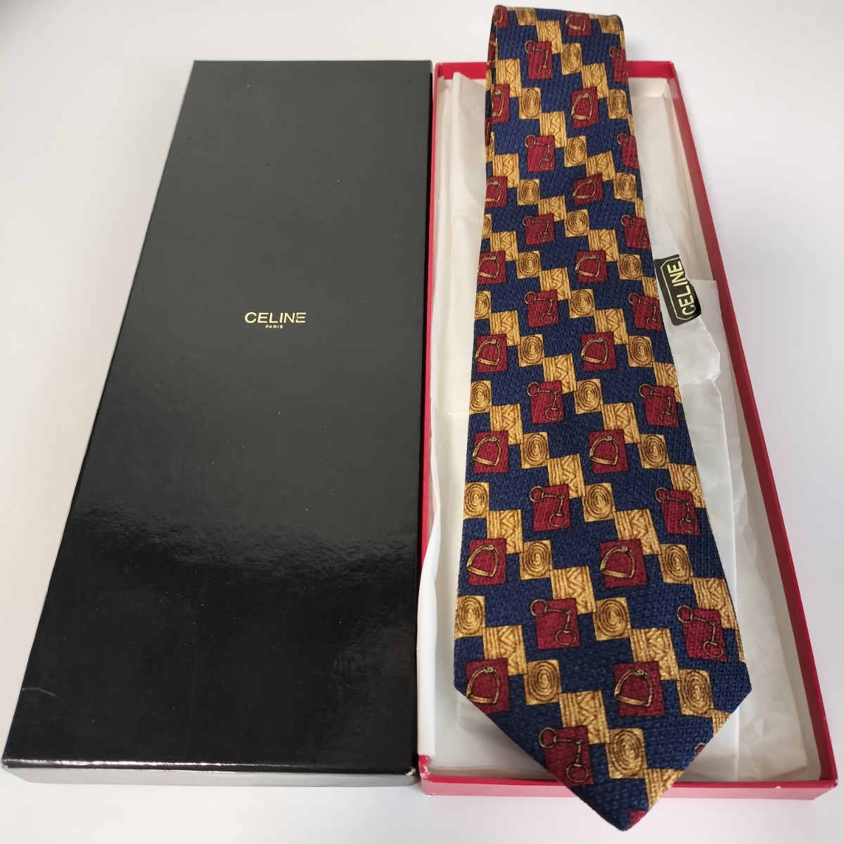 CELINE(セリーヌ)紺アカホースビットネクタイ拍卖