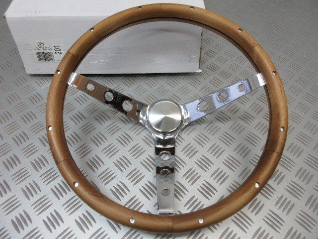 201GRANT.グラントステアリング Grant Classic Wood Steering Wheels Steel/Chrome, Wood/Walnut, 3-Spoke, 15 in拍卖